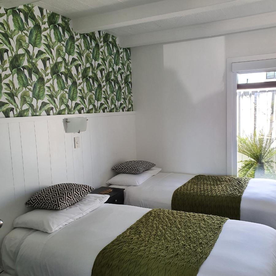 Мотель Orewa Beachcomber Екстер'єр фото